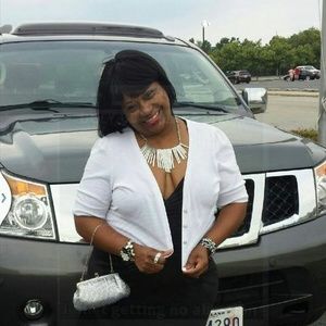 Meet your Posher, Sheila